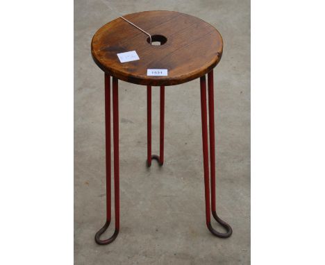 A VINTAGE STYLE WOODEN SEATED INDUSTRIAL STOOL 