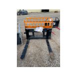 LandHonor 42" Skid Steer Pallet Fork