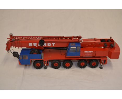 1/50 scale diecast Demag AC335/435 mobile telescopic crane model by Conrad (model no 2081). Detailed model with threaded heig