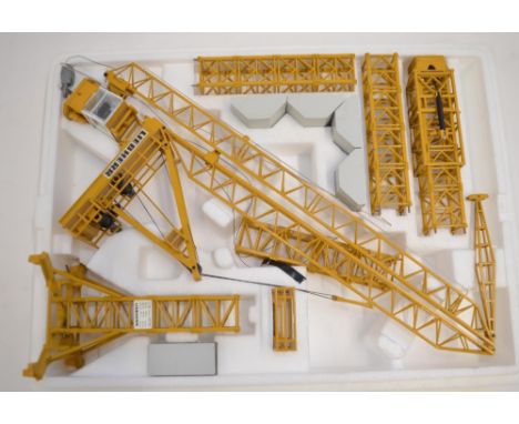 Boxed 1/50 scale diecast Liebherr HC-K Tower Crane by Conrad. Model in very good previously displayed condition, contents app