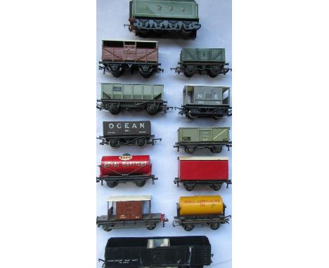 Collection of 00 gauge tenders inc. Esso Royal Daylight, Shell lubricating oil, Ocean 921, etc. (12) 