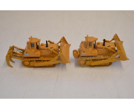 2 boxed 1/50 scale Case Alliance diecast excavator/demolition models by Conrad: a 1488 Plus with working rubber tracks and a 