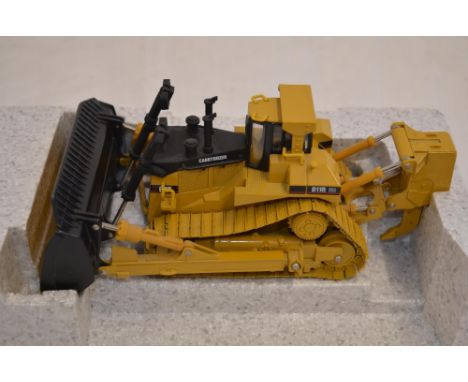 4 boxed 1/50 scale diecast Caterpillar models:D250E Series 2 articulated dump truck by NZG (model no 4131) in excellent condi