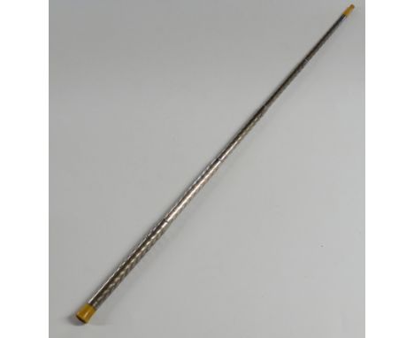 ART DECO EXTENDING CHEROOT HOLDER ENGINE TURNED, AMBER END 