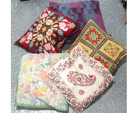 5 TAPESTRY CUSHIONS 