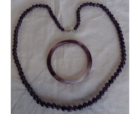 AMETHYST COLOUR STONE BEAD NECKLACE & BANGLE 