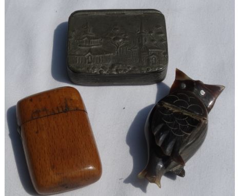 TREEN VESTA, HORN OWL SNUFF BOX & C.S SMITH & SONS 74 CHARING X ROAD SNUFF BOX 