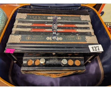 Ludwig Pine Tree Accordion in travel case 