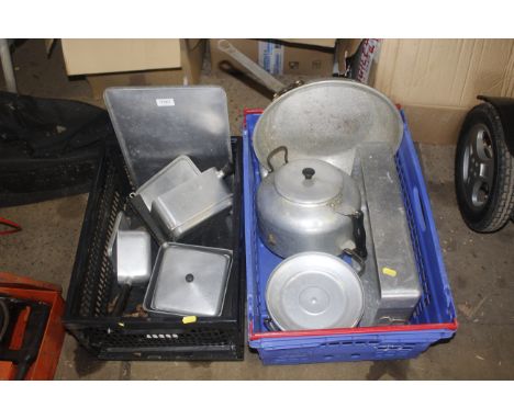 Two boxes of kitchenalia