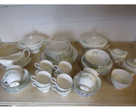 Wedgwood 'Westbury' part dinner service comprising 6 dinner plates, 6 side plates, 6 cake plates, cake/sandwich plate, 2 terr