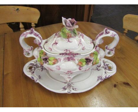 Ceramic soup terrine 