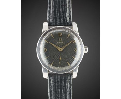 A GENTLEMAN'S STAINLESS STEEL OMEGA SEAMASTER AUTOMATIC WRIST WATCH CIRCA 1954, REF. 2766-2 WITH BLACK "HONEYCOMB" DIAL Movem