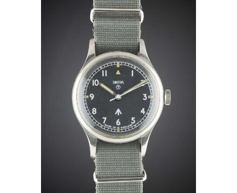 A GENTLEMAN'S STAINLESS STEEL BRITISH MILITARY SMITHS WRIST WATCH DATED 1968Movement: 17J, manual wind, signed Made in Englan