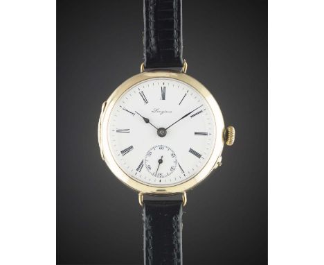 A GENTLEMAN'S 9CT SOLID GOLD LONGINES OFFICERS WRIST WATCH CIRCA 1920, ENAMEL DIAL WITH ROMAN NUMERALSMovement: 15J, manual w