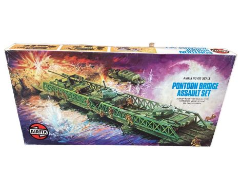 Airfix HO OO scale Pontoon Bridge Assault Set, boxed 51651-0