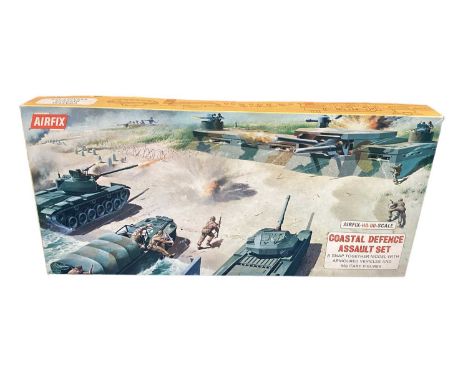 Airfix HO OO scale Snap Together Coastal Defence Assault Set, boxed 1693