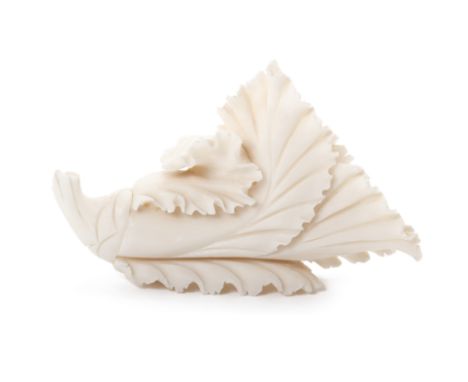 A CARVED JADE CABBAGE
Naturalistically carved
20cm high
Condition: For a condition report or further images please email hell