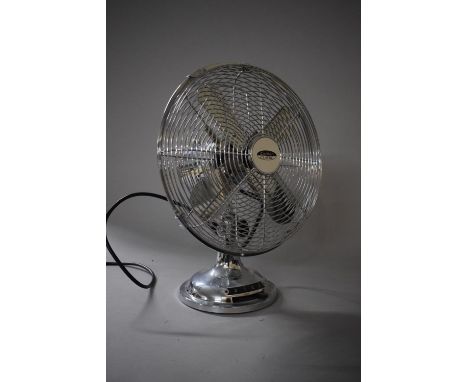 A Carlton Classic Chrome Table Top Fan 