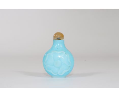 China glass snuffbox with flower decoration - Sizes: H60mm L=40mm - Weight (K): 0,038kg - Condition: at first glance - good c