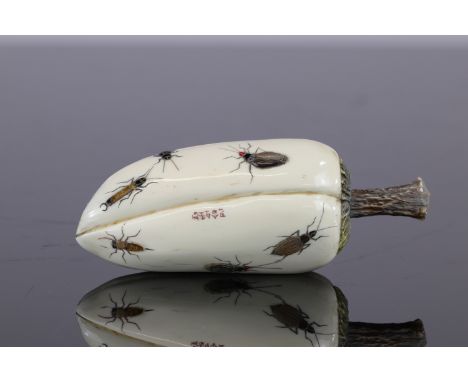 Japan, Shibayama Okimono in the shape of a fruit, stone and mother-of-pearl inlay of insects, 19th / 20th C. - Sizes: L=110mm