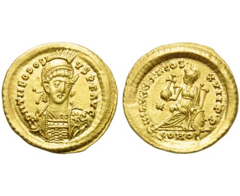 Theodosius II (408-450), Solidus, Constantinople, AD 441-450; AV (g 4,43; mm 22; h 6); D N THEODOSI - VS P F AVG, helmeted, d