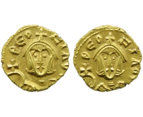 Theophilus (829-842), Semissis, Syracuse, AD 831-842; AV (g 1,74; mm 12; h 6); ?EO - CILOS, crowned bust facing, wearing chla