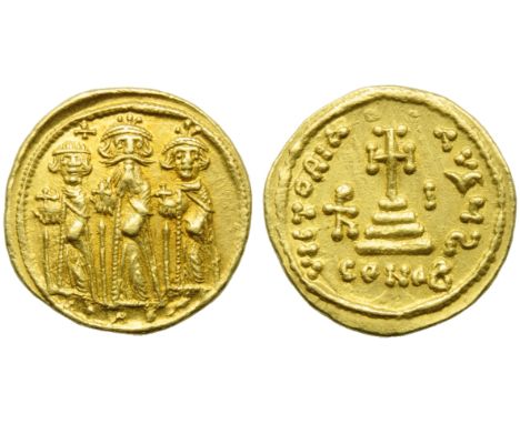 Heraclius with Heraclius Constantine and Heraclonas (610-641), Solidus, Costantinople, AD 639-641 ; AV (g 4,46; mm 20; h 7); 