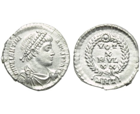 Valentinian I (364-375), Siliqua, Antioch, AD 367-375; Ar (g 2,08; mm 18; h 11); D N VALENTINI - ANVS P F AVG, diademed, drap