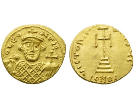 Leontius (695-698), Solidus, Syracuse, AD 695-698; AV (g 4,24; mm 19; h 6); D LEO - N AVG, crowned bust facing, wearing loros