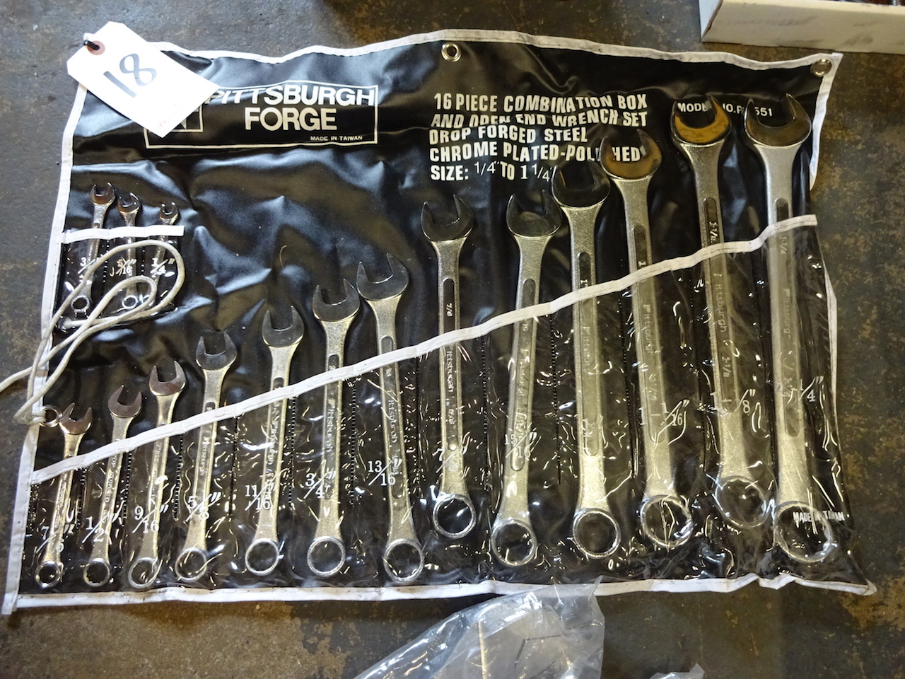Pittsburgh 16Piece Combination Box & Open End Wrench Set, 1/4 in
