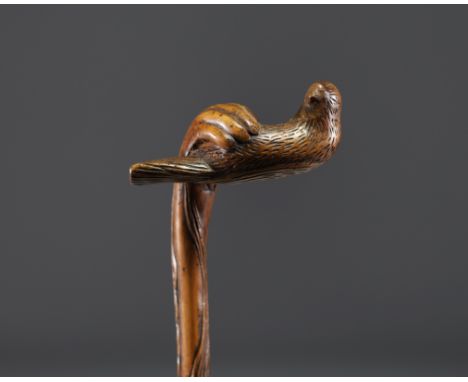 Art Populaire - Carved wooden cane with a hand holding a bird, fully carved shaft. - Weight: 190 g - Shipping unavailable - S