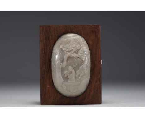China - Wooden box surmounted by a white jade medallion carved with a mage design (18th century jade) - Weight: 220 g - Shipp