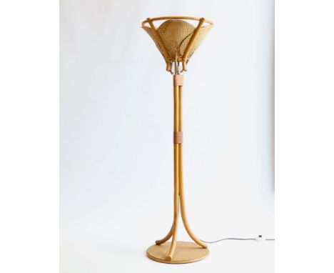 Floor lamp in bamboo and woven rattan, fan shade, inspired by Ingo Maurer's Uchiwa model, circa 1970. - Weight: 3.55 kg - Shi