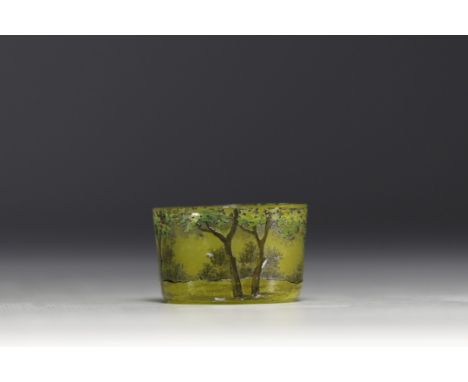 DAUM Nancy - Saleron in acid-etched and enamelled multi-layered glass with forest decor, signed. - Weight: 50 g - Shipping av