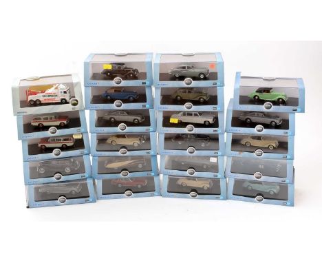 Oxford diecast model vehicles, mostly classic cars, and a car transporter, all 1:43 scale, boxed. (22)