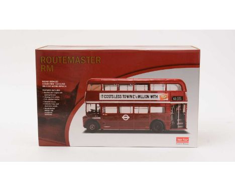 Sunstar highly detailed 1:24 scale diecast model replica of the Routemaster RM bus, Limited Edition 1927/1999, with certifica