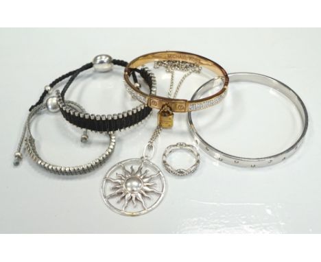 SELECTION OF FASHION JEWELLERYcomprising a Links of London silver and black friendship bracelet, a Links of London silver and