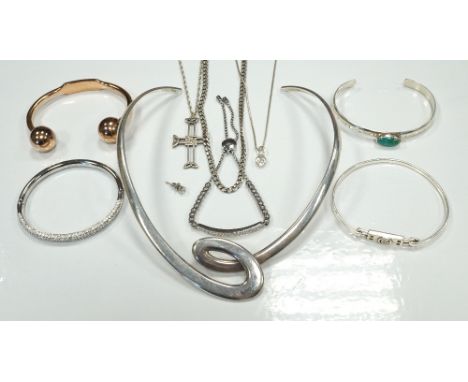SELECTION OF SILVER AND OTHER FASHION JEWELLERYcomprising a Michael Kors bracelet; a Marc by Marc Jacobs bangle; a Swarovski 