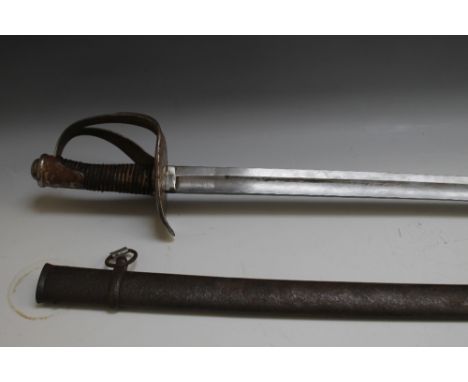 A 19TH CENTURY CONTINENTAL CAVALRY SWORD WITH METAL SCABBARD, blade L 89 cm, overall L 109 cm