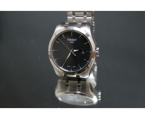 A MENS TISSOT 1853 DATE WRIST WATCH, T035410A, Dia 4.25 cm