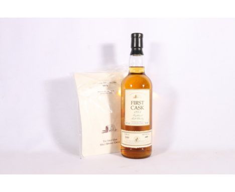 MACDUFF 1973 28 year old single cask Highland Scotch whisky, distilled 26th April 1973, bottled May 2002 from cask number 313