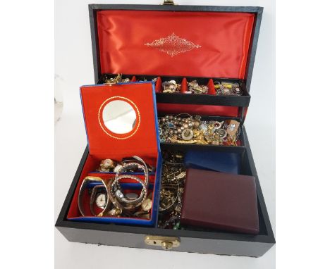 SELECTION OF VINTAGE COSTUME JEWELLERY AND WATCHES
including silver bracelets, a silver locket pendant, a silver Saint Christ