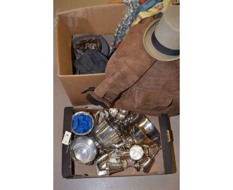 Silver plated ware, to include: a teapot by Ashberry & Sons, Sheffield; a Walker & Hall wine cooler; another wine cooler; gob