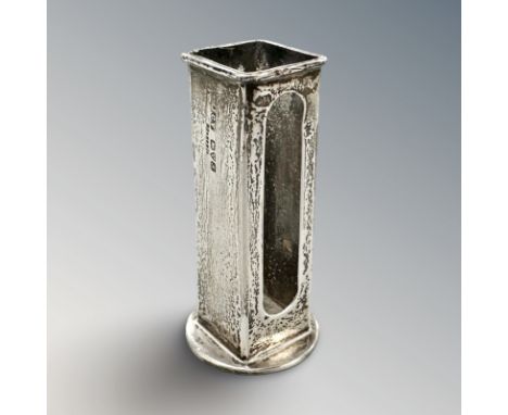 A George V silver billiards chalk holder, John Collard Vickery, Chester 1912, height 6.5cm.   CONDITION REPORT: 35g