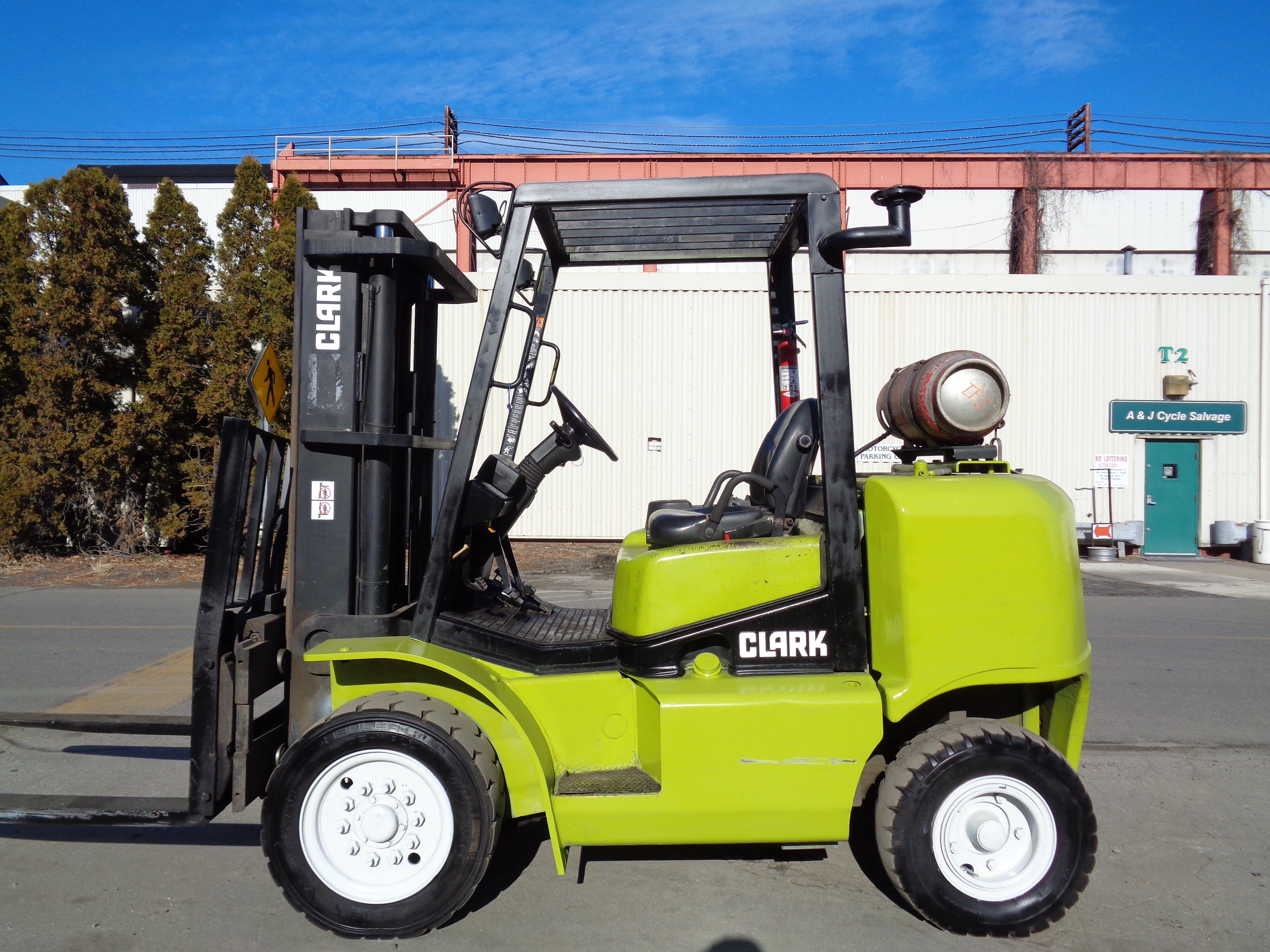 Clark CGP40 8,000 lbs Forklift Boom Lift Truck - Propane - Fork ...