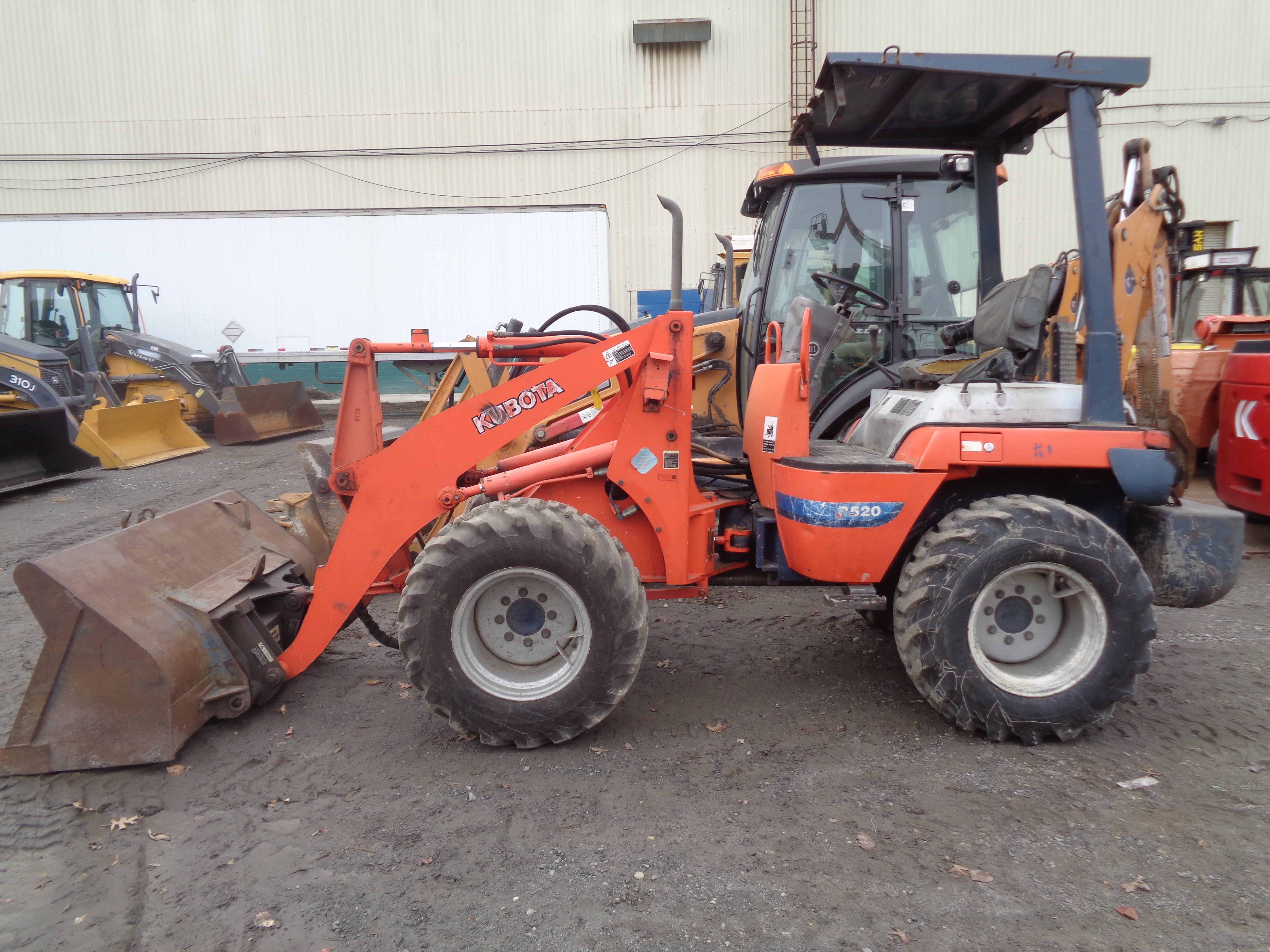 Kubota R520 Wheel Loader 4x4 Quick Disconnect Make Kubota Model