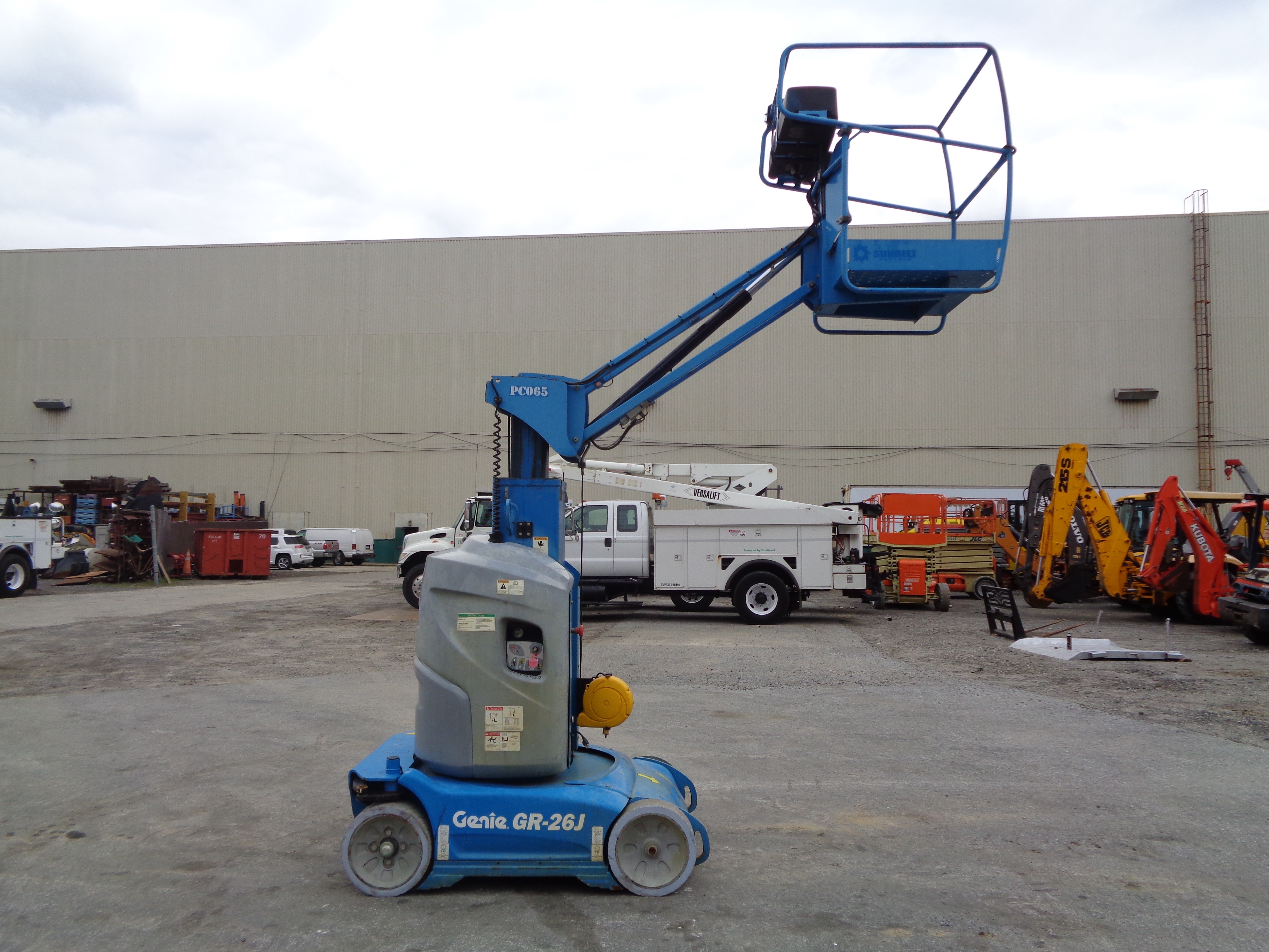 Make Genie Model GR26J Year 2012 SN 921099 Hours 28 26ft Height