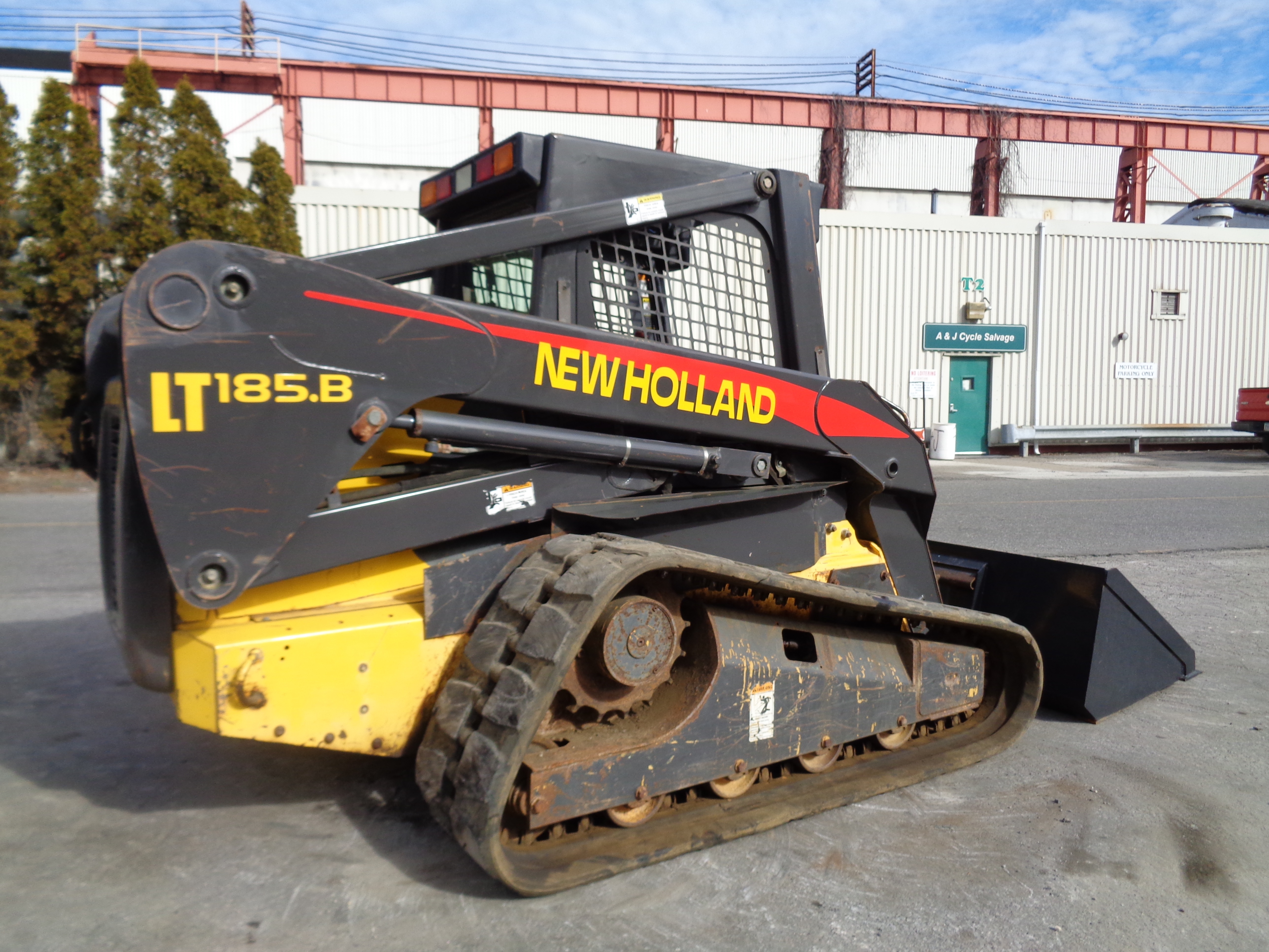 New Holland LT185B Track Skid Steer Loader - ONLY 714 HOURS Make: New ...