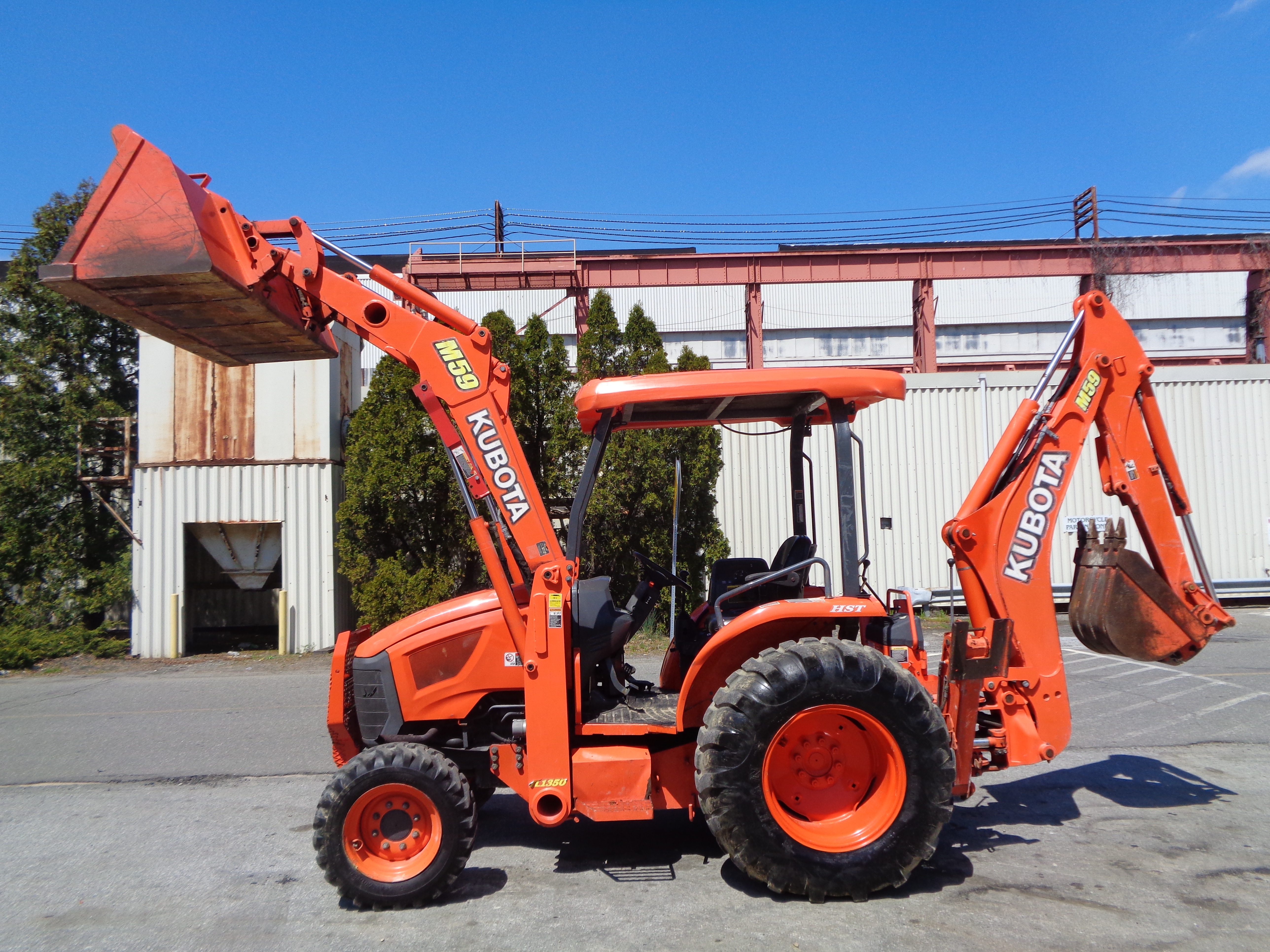 Make Kubota Model M59 Hours 1437 Diesel 4x4 3rd Valve Quick Attach 84in GP Bucket Kubo