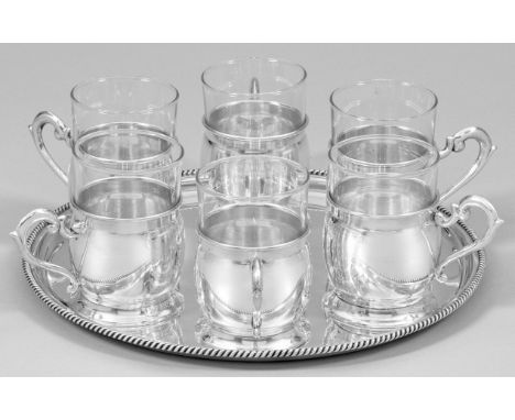 Sechs Teegläser auf TablettSilber mit Glaseinsatz. Jenaer Glas, runde, leicht konisch zum Rand ausschwingende Form, ummantelt